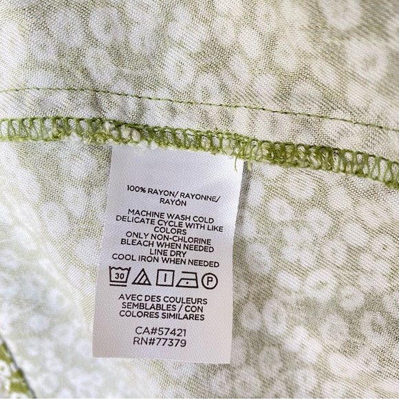 Cottage Button Dress - Picture 8 of 11